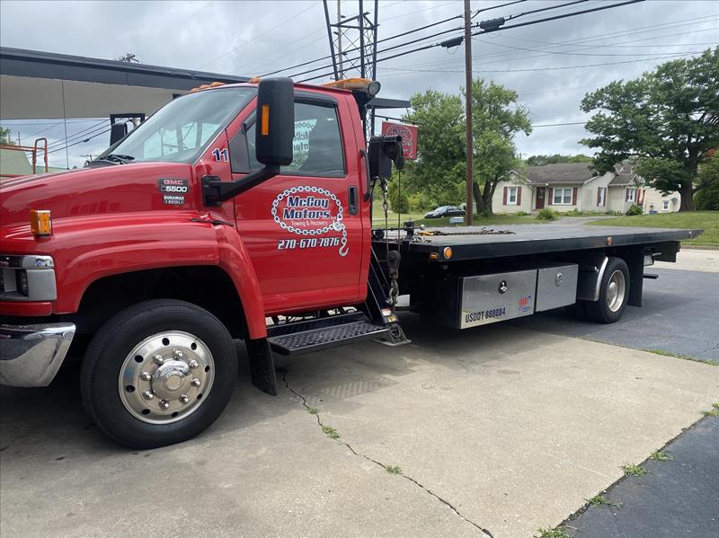 McCoy Motors Towing & Recovery Russellville, KY